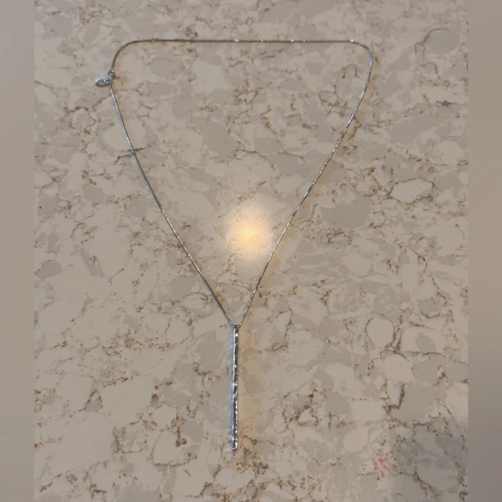 Elegant Silver Necklace